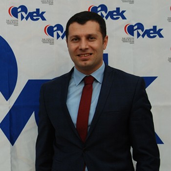 Ecz. Barış Özyurtlu<br><b>BAŞKAN</b>